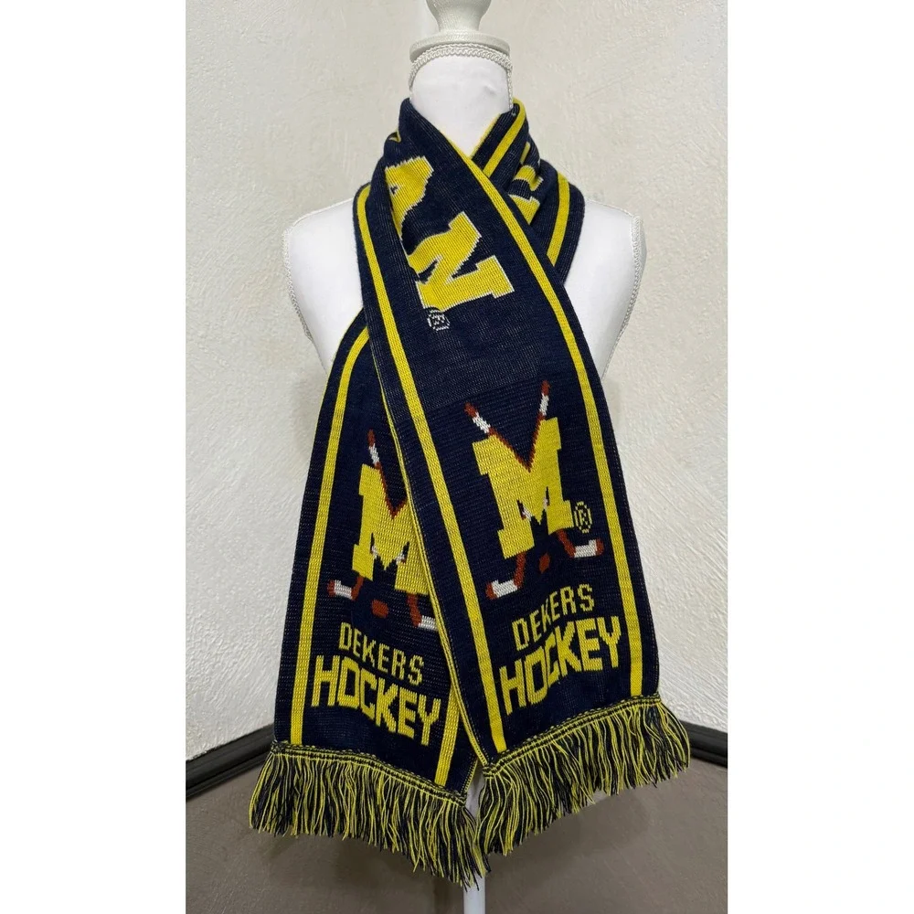 Rare Vintage Booster Club Dekers Blue Line Club Michigan Hockey Scarf Specialty